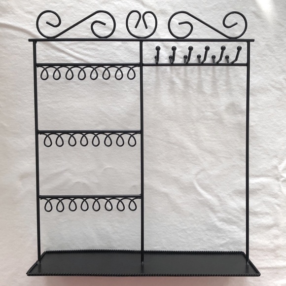 Jewelry Organizer - Picture 2 of 3